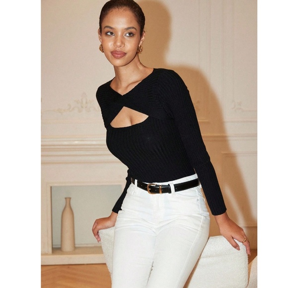 Black Rib Knit Cut Out Keyhole Twisted Detail Long Sleeve Light Sweater Top - Picture 6 of 14